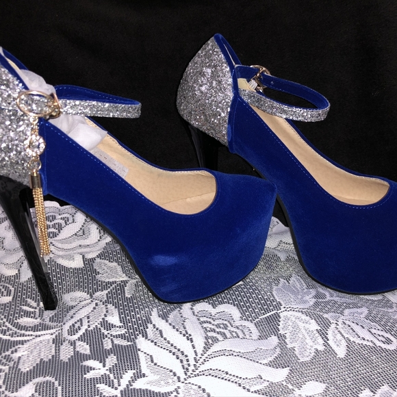 Shoes - Picture 2 of 3